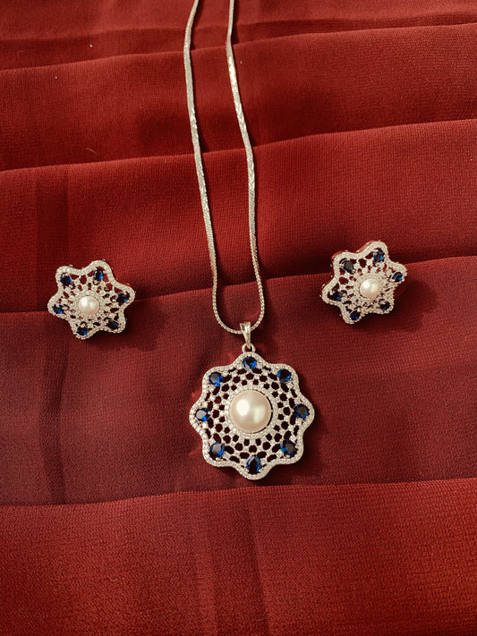 American diamond stones pendant set