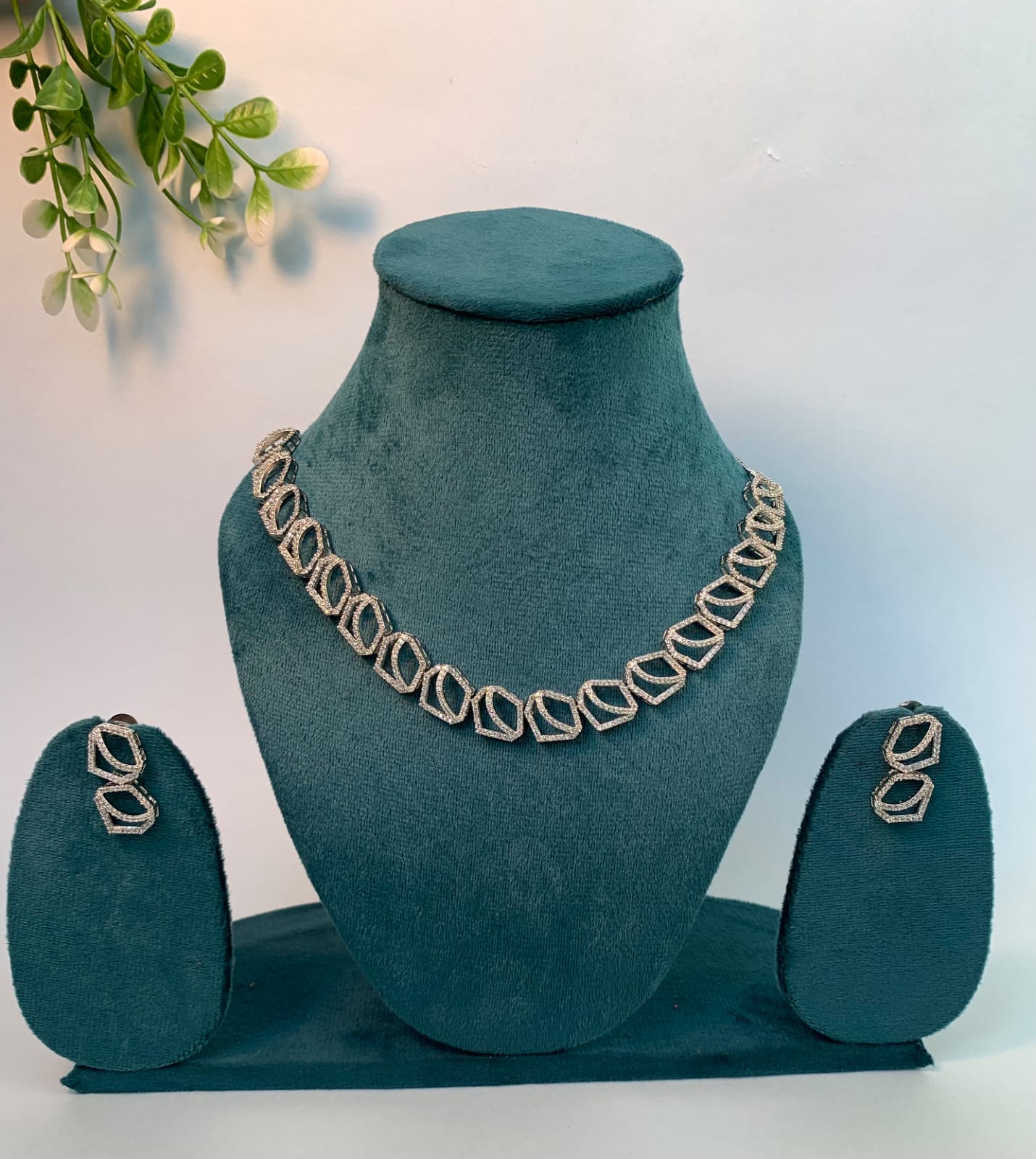 Silver AD necklace set