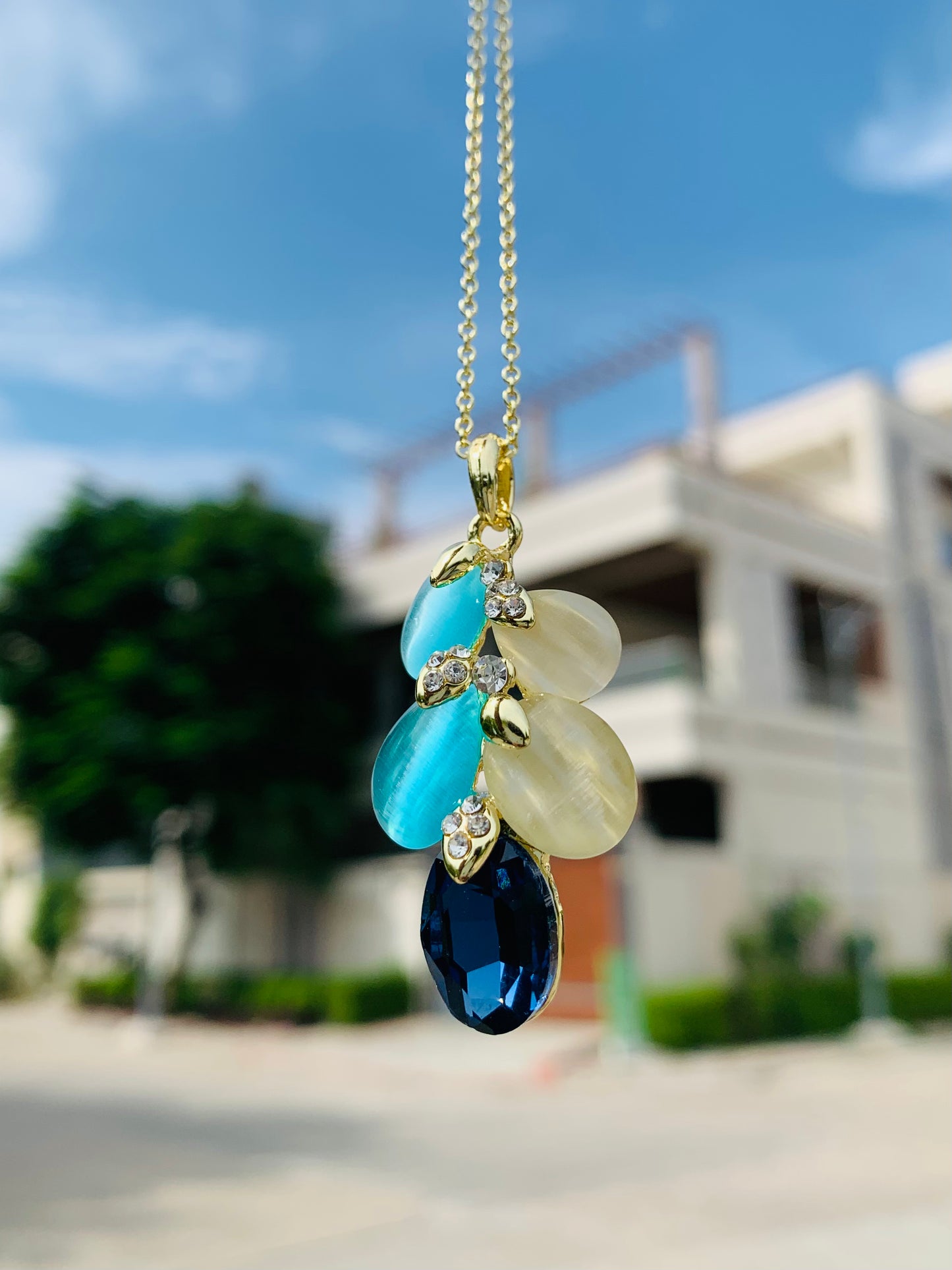 Crystal pendant set