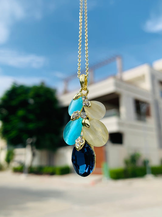 Crystal pendant set